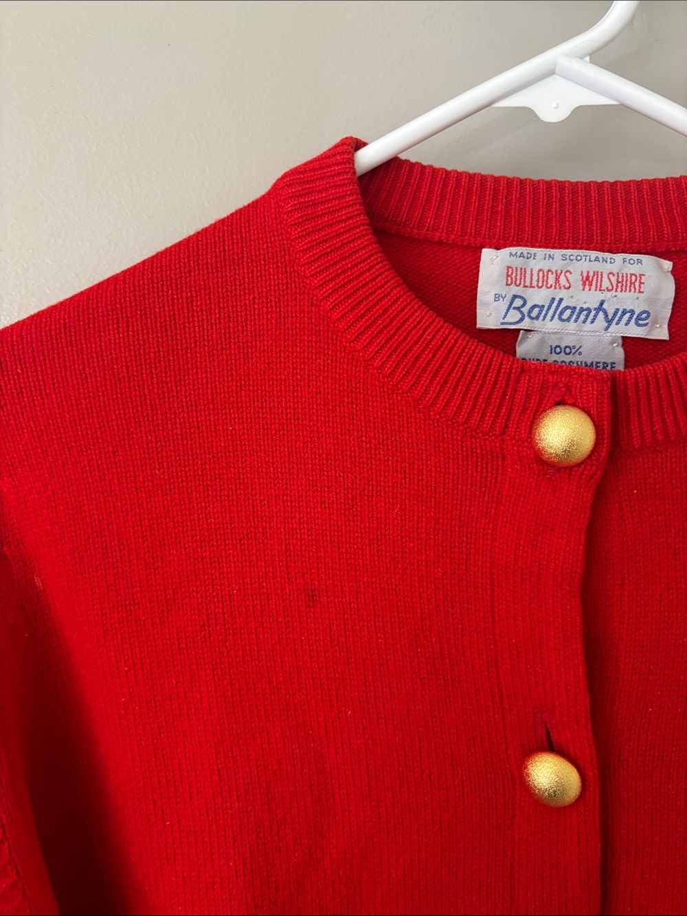 Ballantyne Cashmere Vibrant Red Button-Front Crewneck Cardigan - Picture 3 of 7